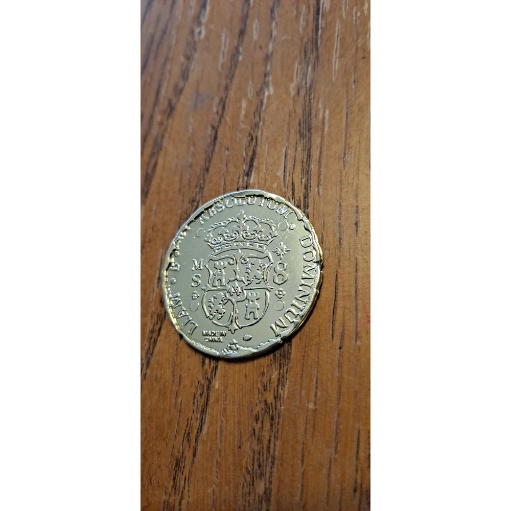Vintage Liam B Absolutum Dominium‎ 8 Rare Plastic Pirate Coin Gold